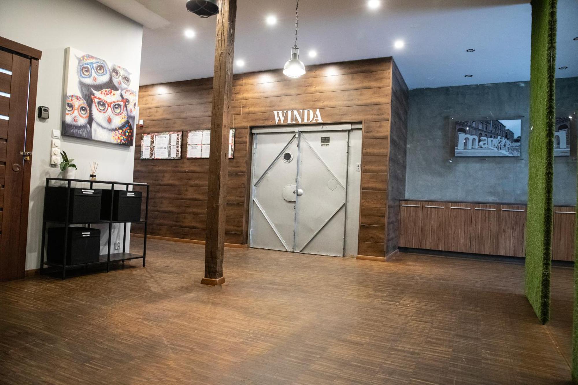 阁楼住宿和早餐公寓酒店 罗兹 外观 照片